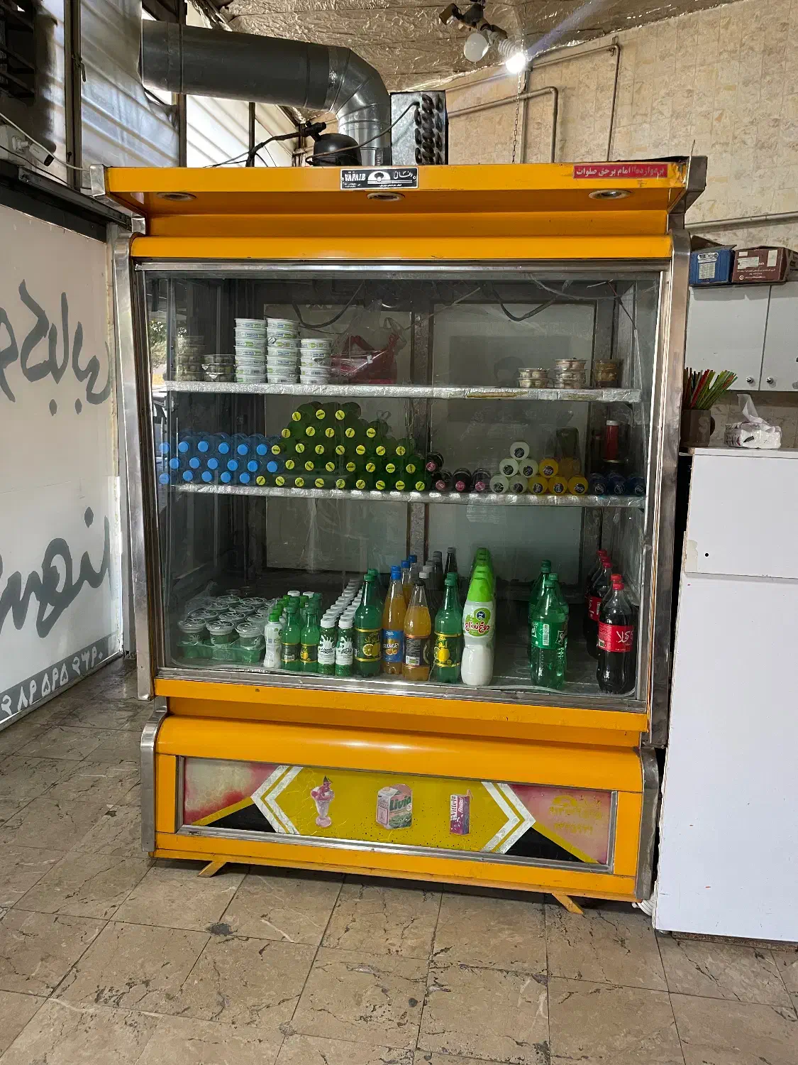یخچال ویترینی|فروشگاه و مغازه|آباده, |دیوار