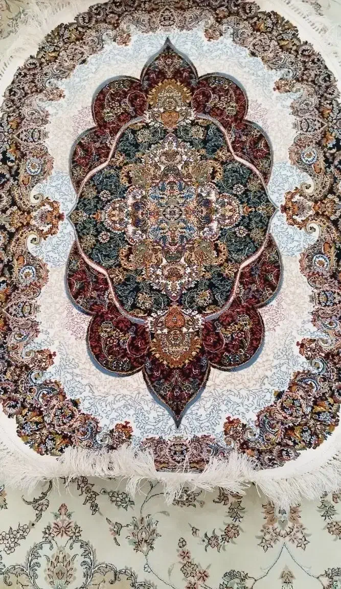 قالیچه ریزبافت دستباف گونه|فرش|قدس, شهر‌قدس|دیوار