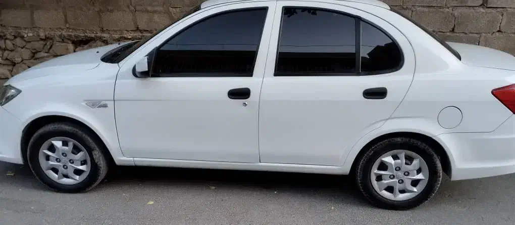 ساینا Sمدل 1402|خودرو سواری و وانت|شیراز, دکتر حسابی|دیوار