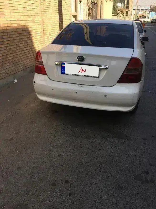 لیفان ۶۲۰|خودرو سواری و وانت|یزد, |دیوار