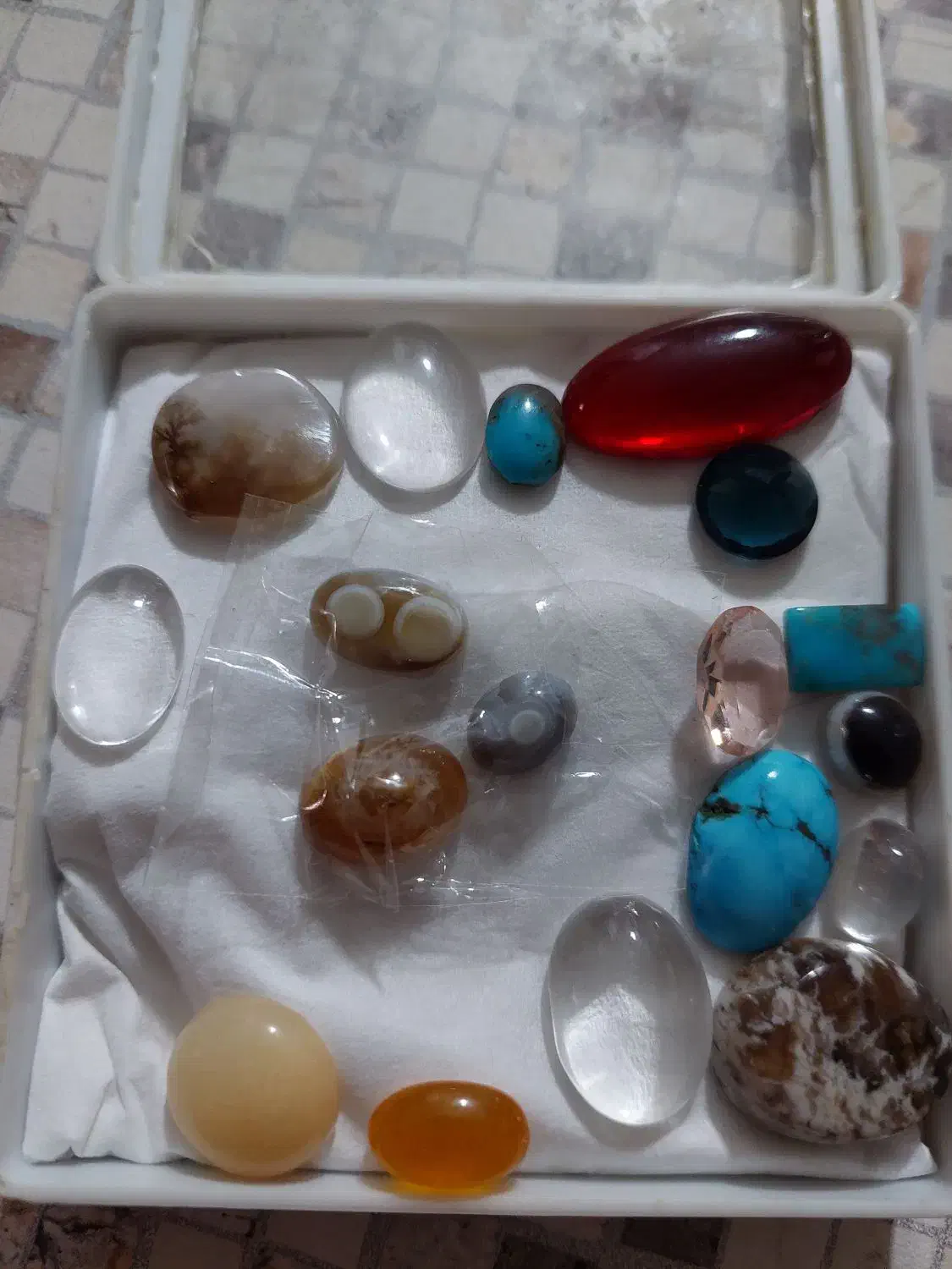 سنگهای درجه یک قیمت مناسب|جواهرات|آران و بیدگل, |دیوار