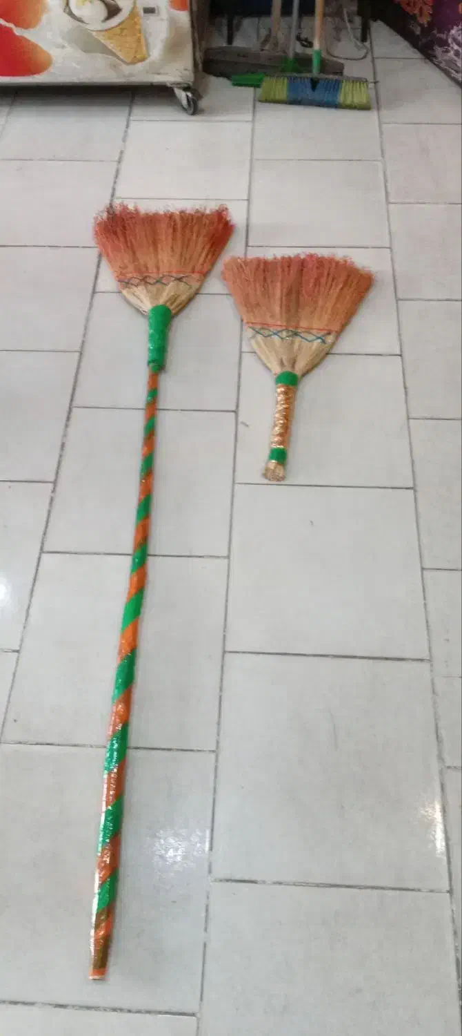 جارو فقط ۱۲۰ت بدون رنگ|لوازم نظافت|مشهد, طلاب|دیوار