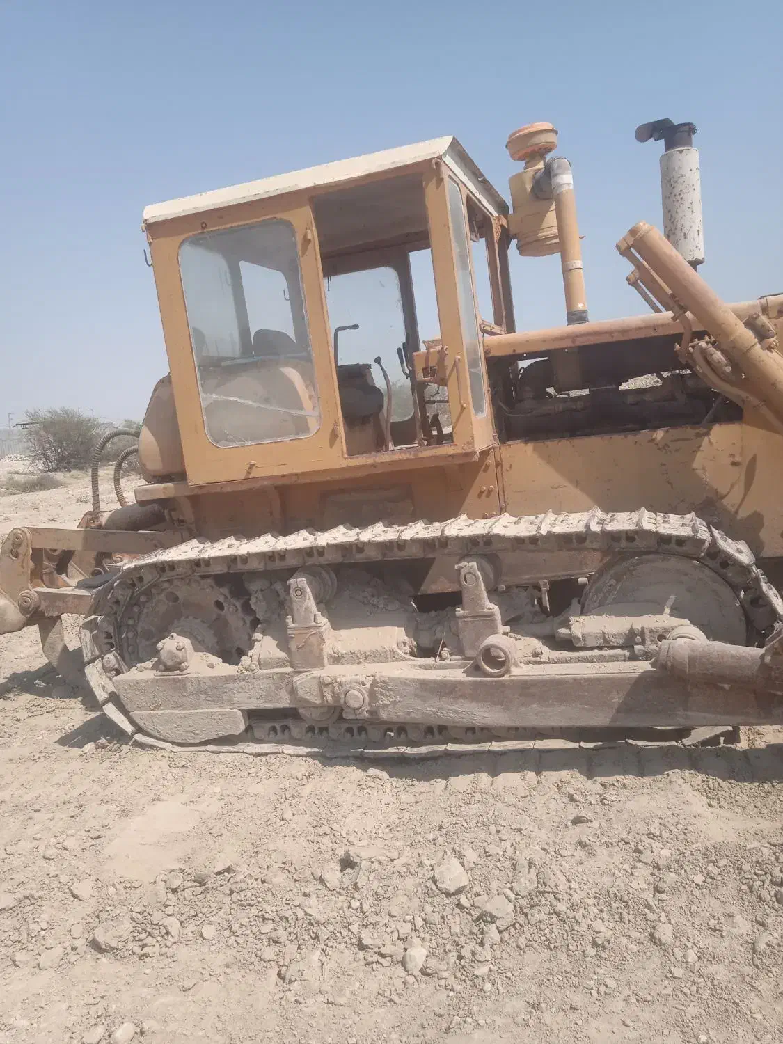 بلدوزر 60 کوماتسو|خودرو سنگین|بندرعباس, |دیوار