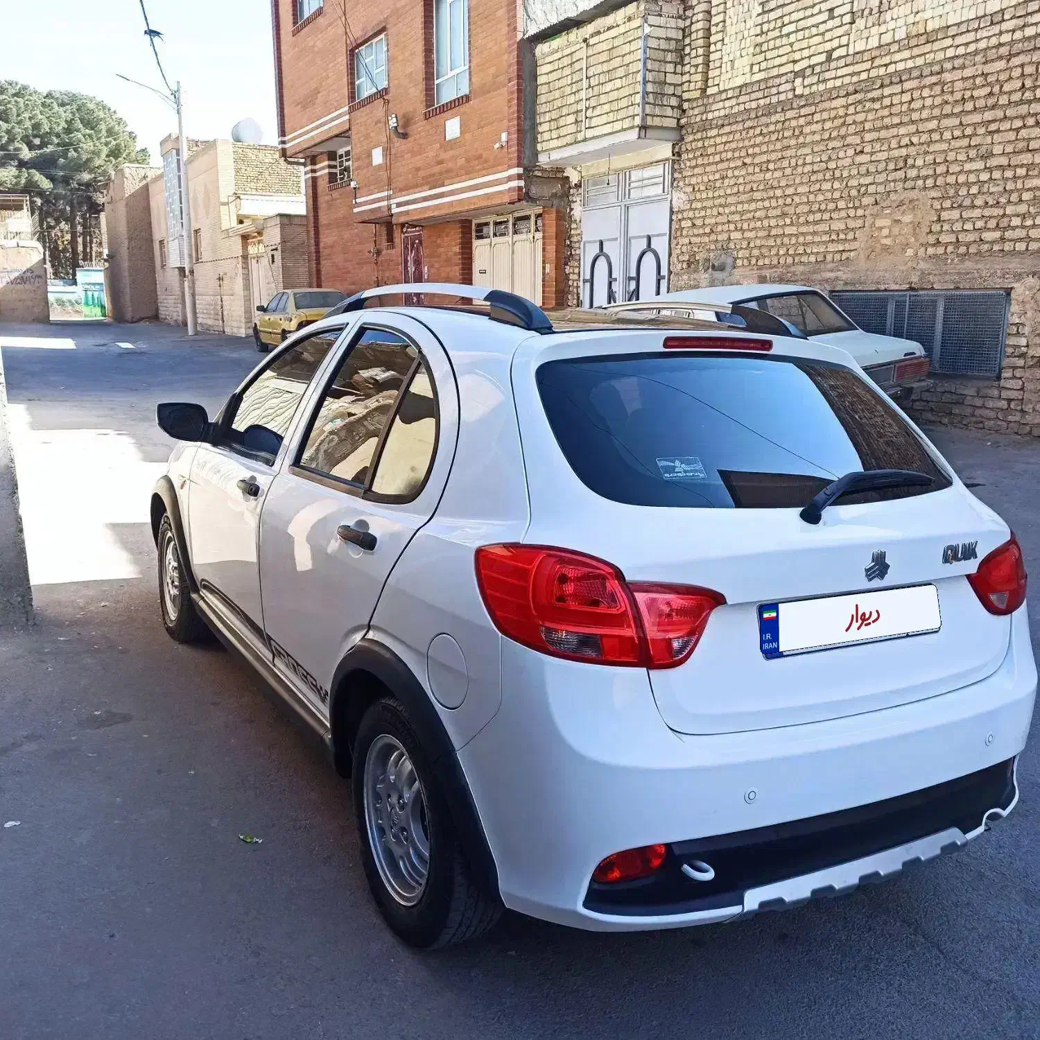 کوییکrمدل ۱۴۰۰|خودرو سواری و وانت|خمینی‌شهر, |دیوار