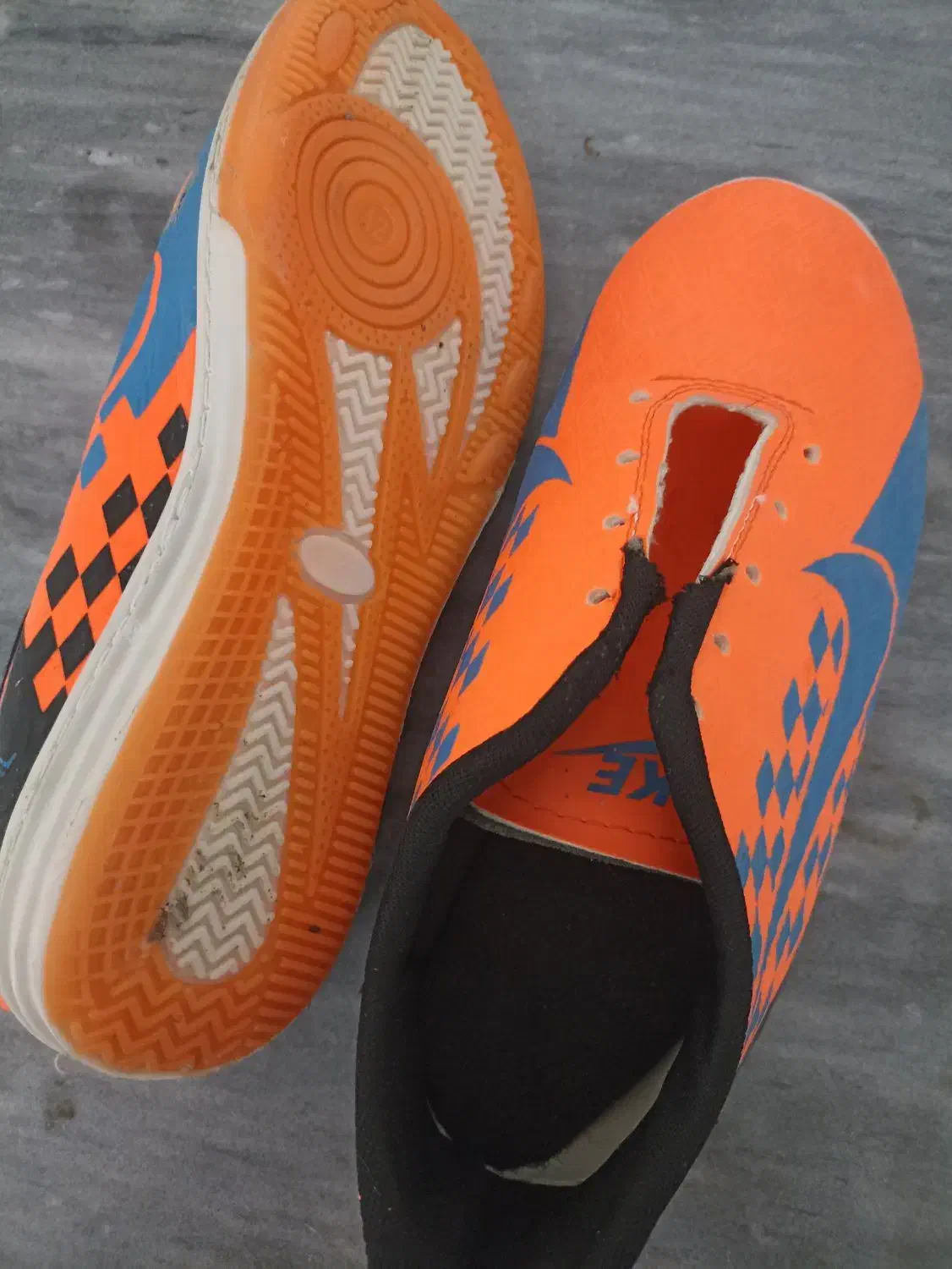 کفش فوتسالی سالنی|کیف، کفش، کمربند|آذرشهر, |دیوار