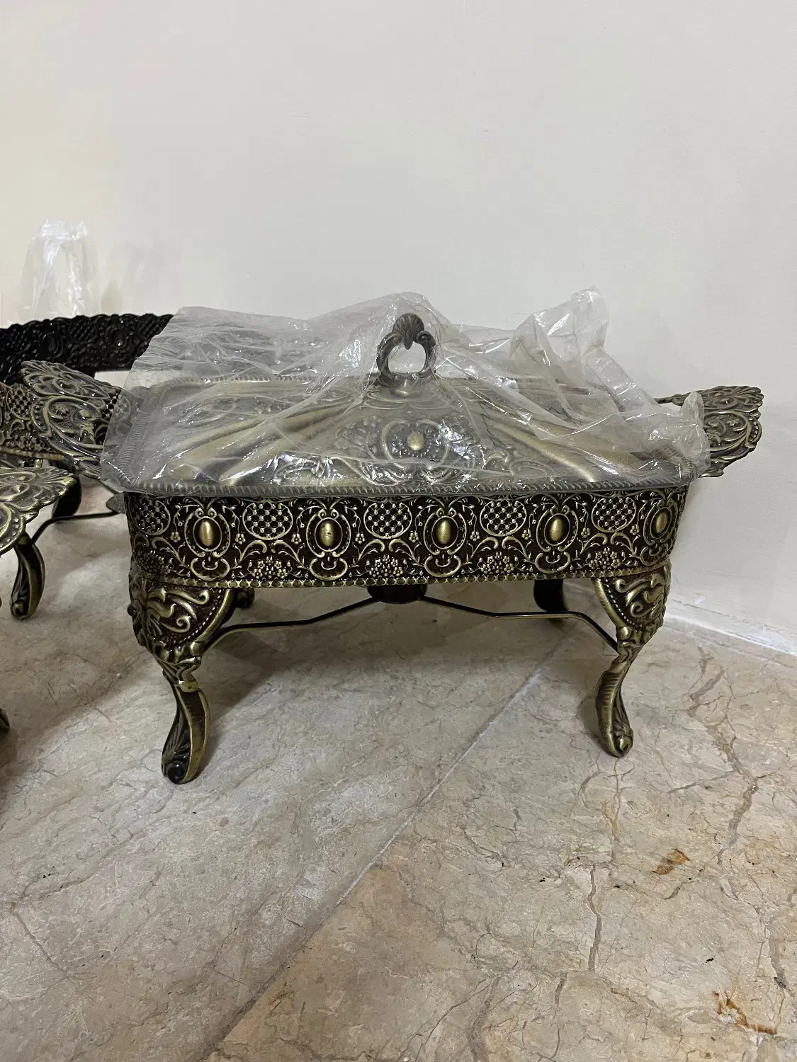 سوفله خوری|ظروف سرو و پذیرایی|ری, علایین|دیوار