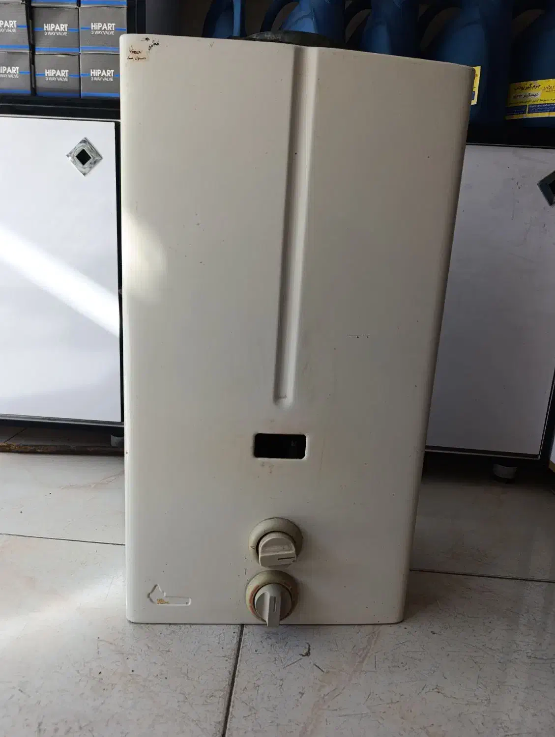 ابگرمکن دیواری بوتان|آبگرمکن، پکیج، شوفاژ|گلپایگان, |دیوار