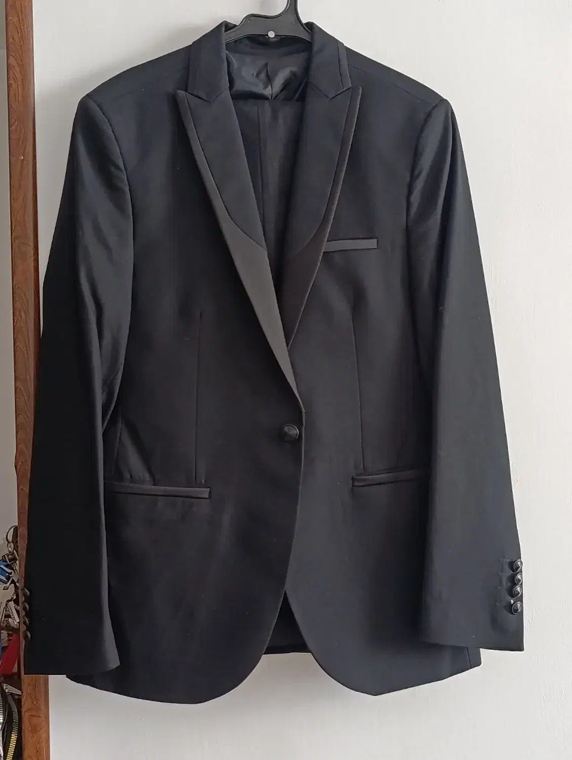 کت و شلوارمردانه|لباس|شاهینشهر, گرگاب|دیوار