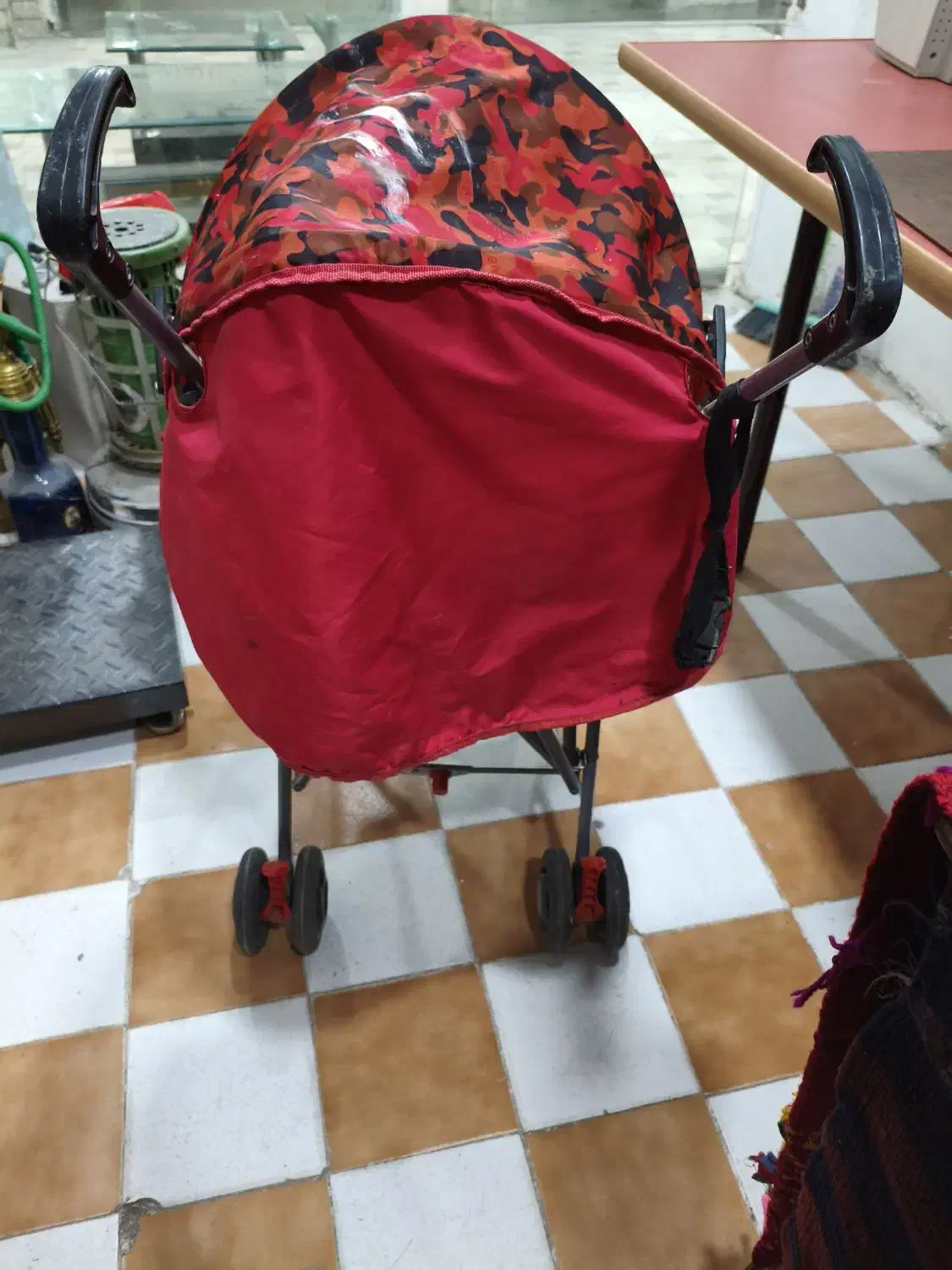 کالسکه بچه|کالسکه و لوازم جانبی|خوی, |دیوار