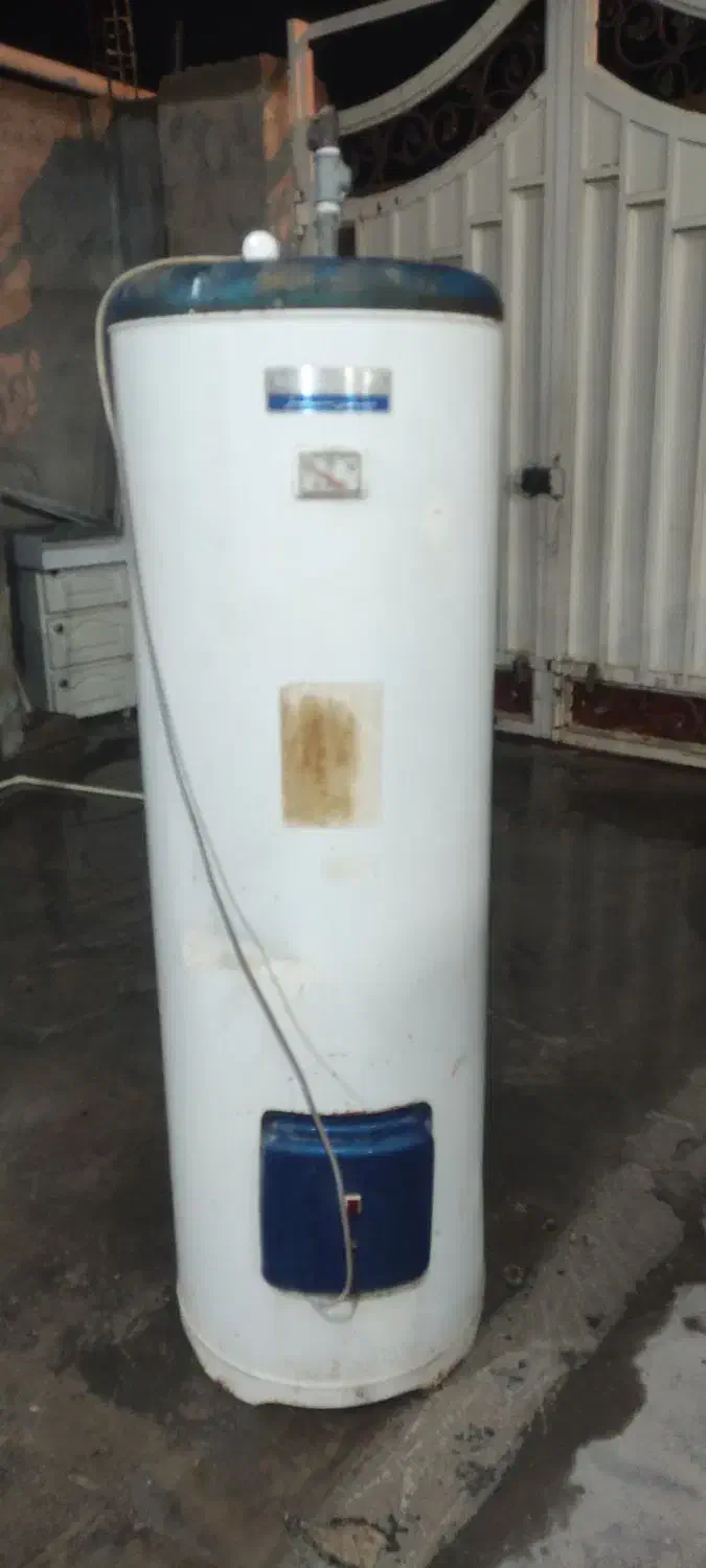 آبگرمکن برقی 150لیتری|آبگرمکن، پکیج، شوفاژ|برازجان, |دیوار