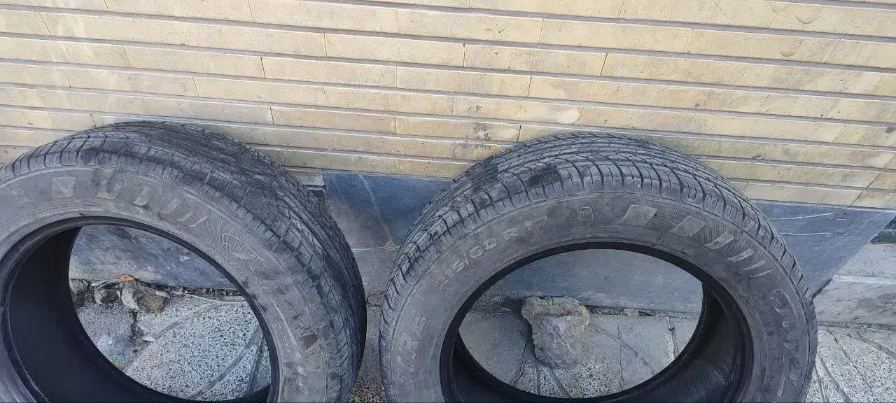 تایر سایز 17/60/215|قطعات یدکی و لوازم جانبی|فولادشهر, B2|دیوار