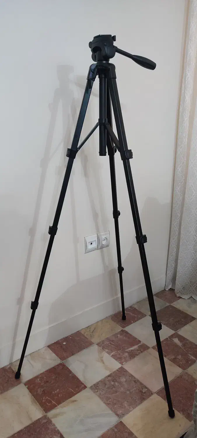 سه پایه حرفه ای دوربین velbon|دوربین عکاسی و فیلمبرداری|تهران, امیریه|دیوار