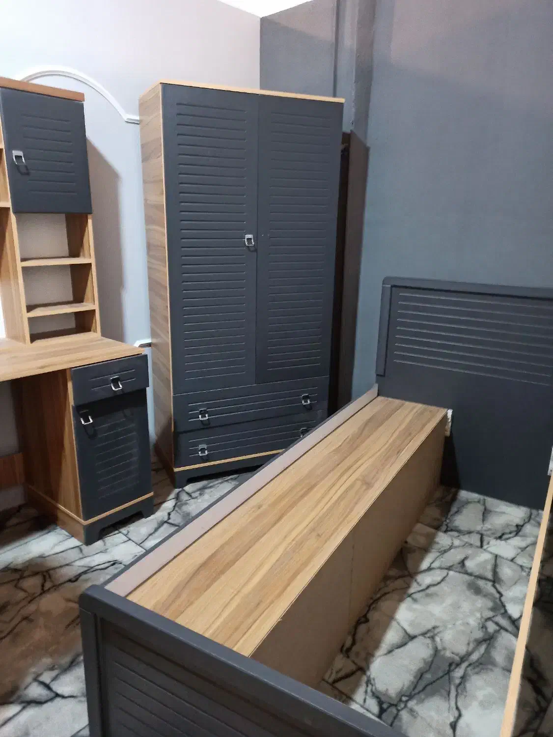 تخت خواب تکی|تخت و سرویس خواب|مرند, |دیوار