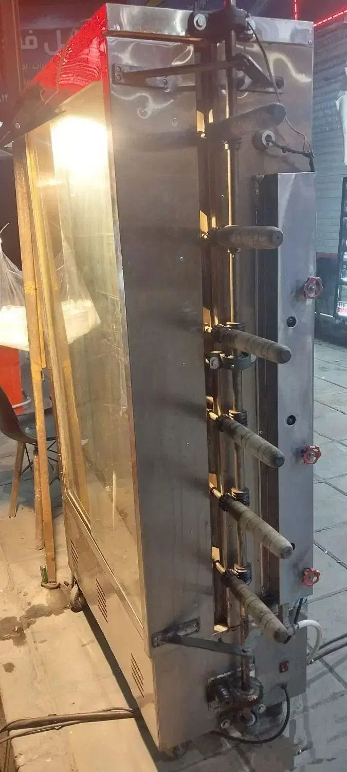 فر مرغ بریان ۶ سیخ|کافی‌شاپ و رستوران|بجنورد, |دیوار