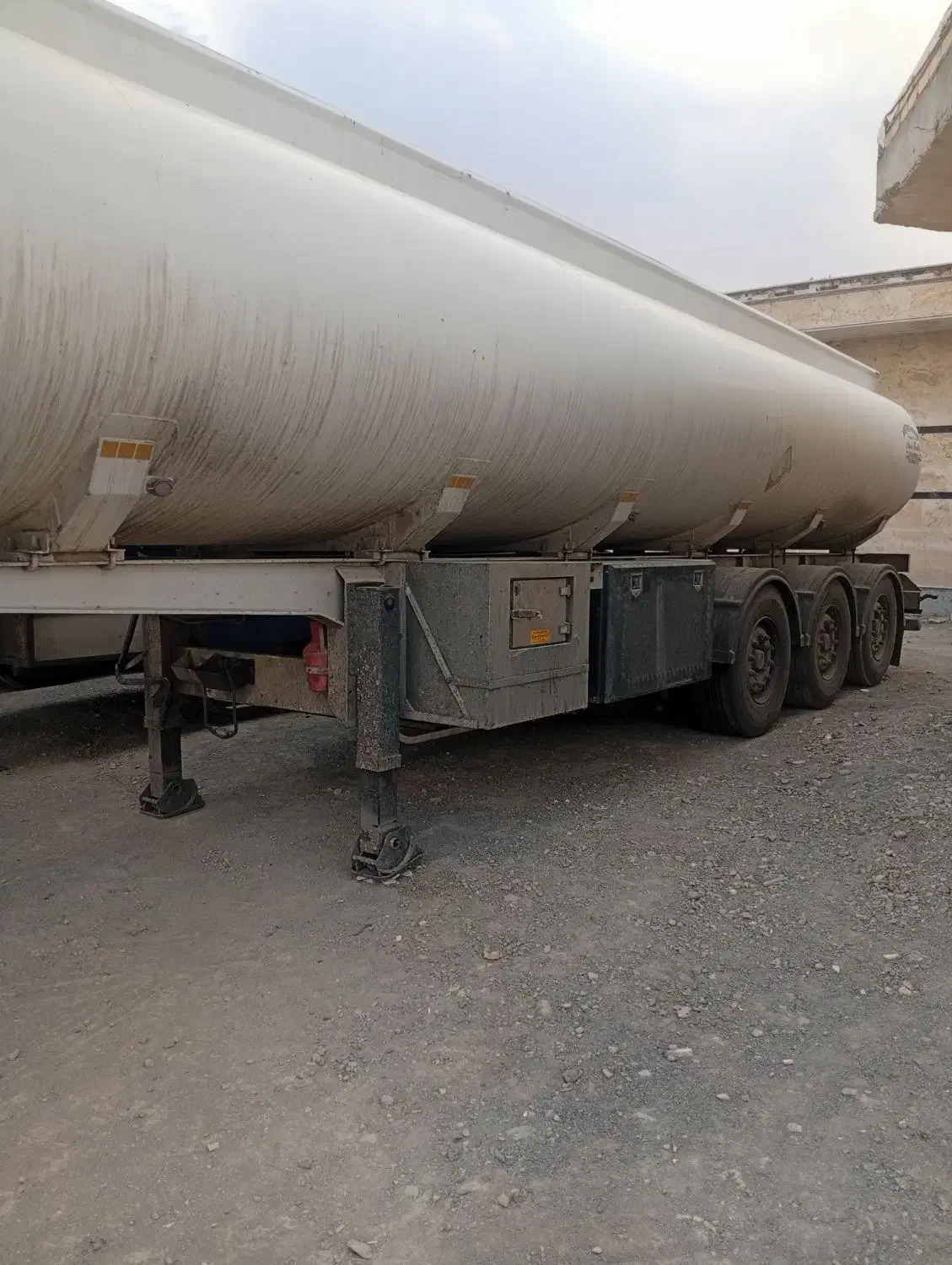 تانک سه محور|خودرو سنگین|شهرکرد, |دیوار