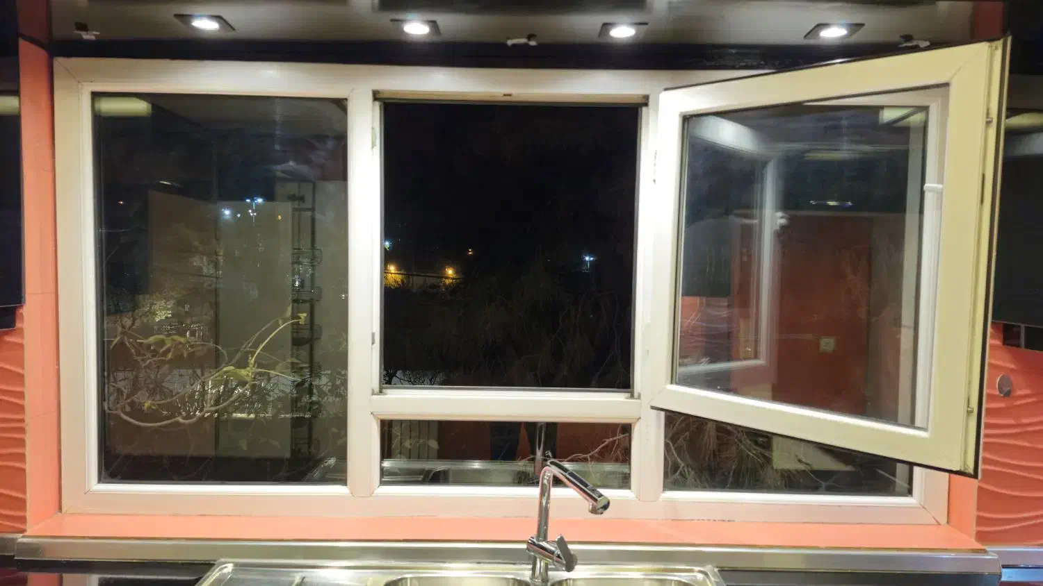 سئول ۱۲۵ متر ۳ خوابه کم واحد