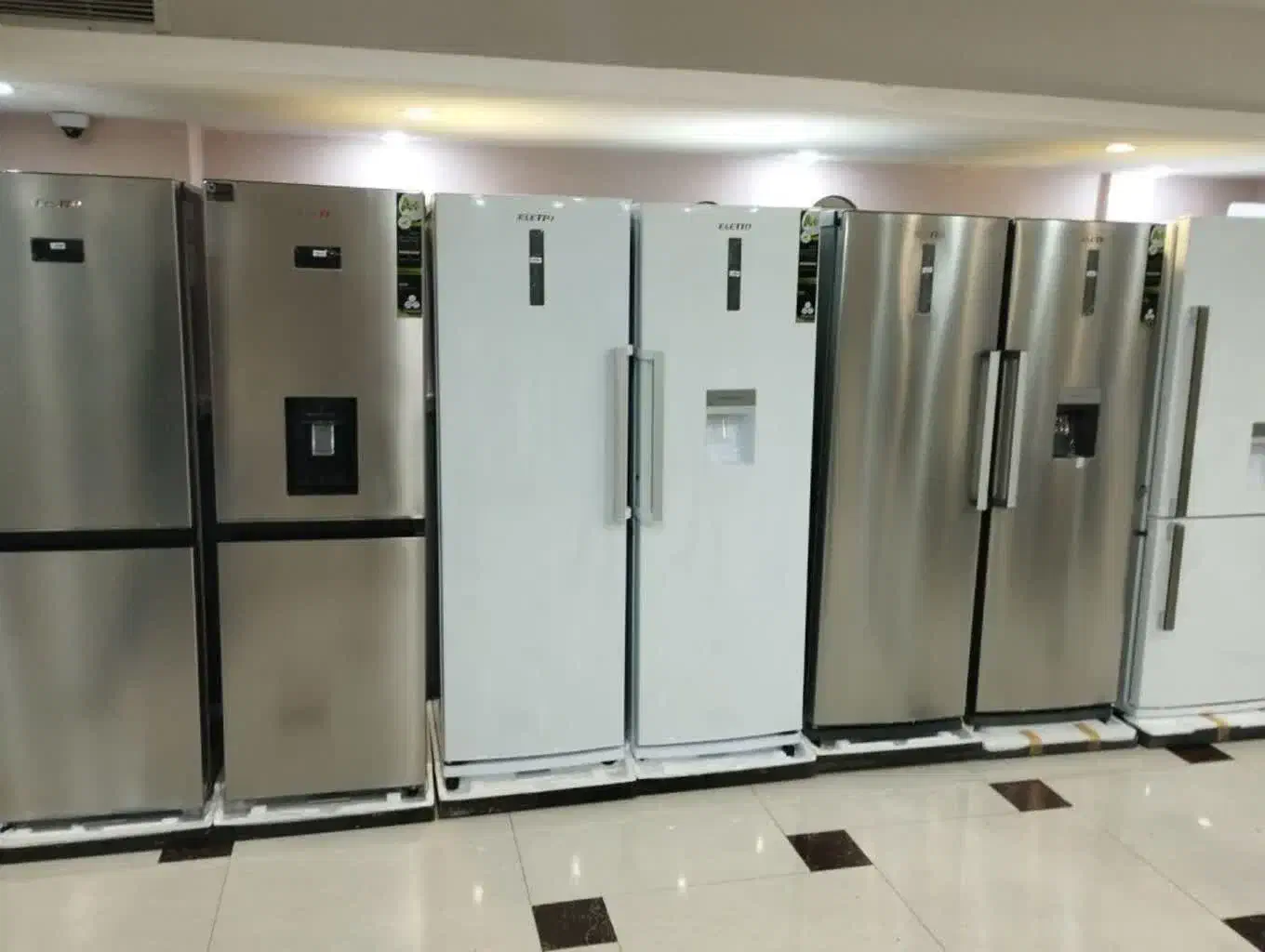 یخچال ۴۰ فوت دوقلو ۲۴ماه بخر|یخچال و فریزر|کاشان, پشت شهربانی|دیوار