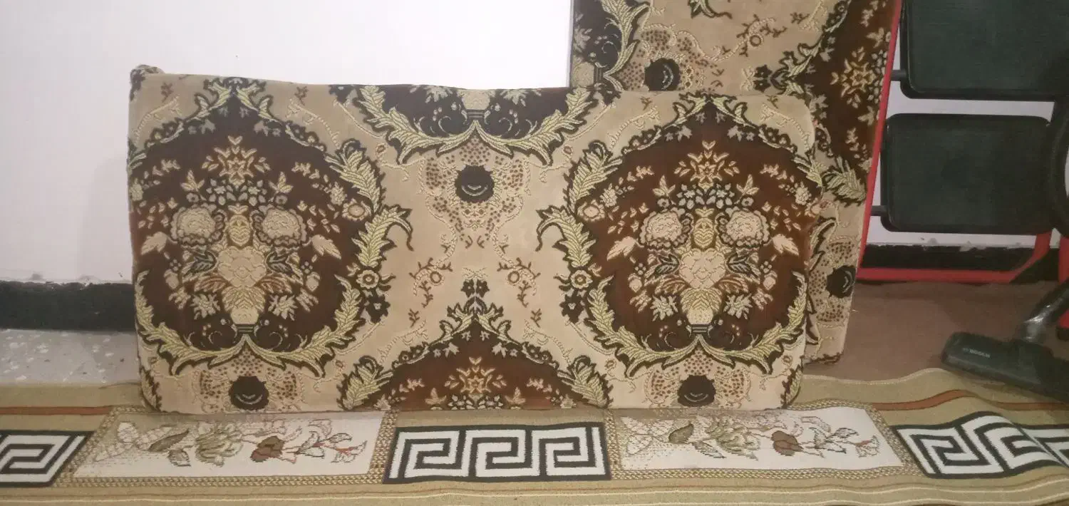 پشتی|پشتی|اسلامآباد غرب, |دیوار