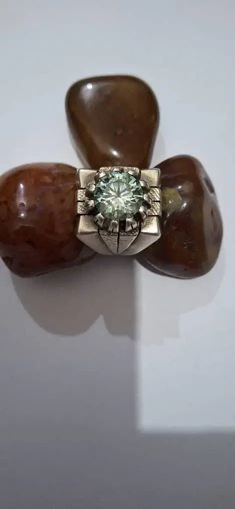 انگشترالماس روسی موزانایت|جواهرات|کارون, |دیوار