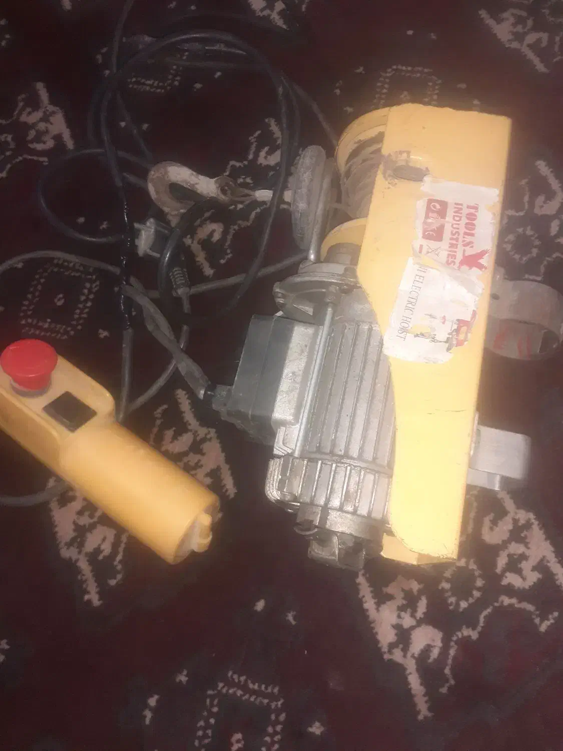 وینج برقی بالابر ۱۵۰\۳۰۰کیلوگرم|مصالح و تجهیزات ساختمان|بندر ترکمن, |دیوار