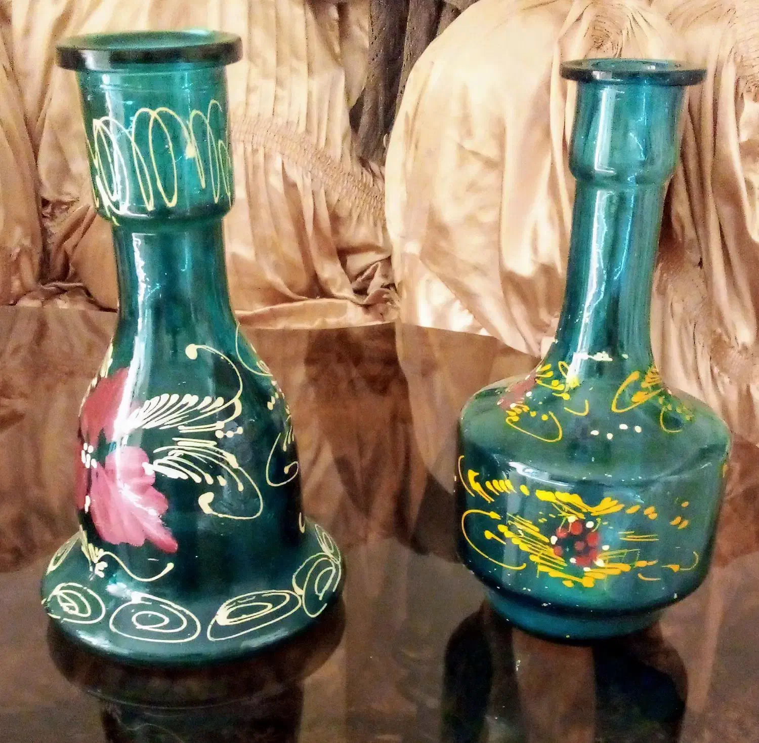 تنگ قدیمی قلیون|کلکسیون اشیاء عتیقه|کرج, باغستان|دیوار