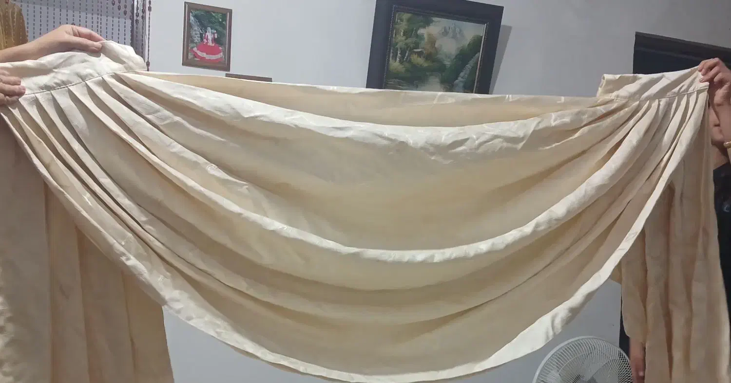 تعدادی والان و پرده|پرده، رانر، رومیزی|رشت, حومه رشت|دیوار