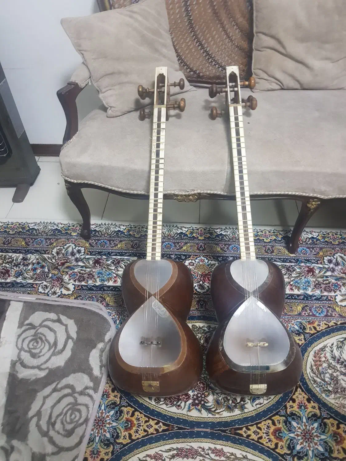 تار فروشی|سازهای سنتی|لواسان, |دیوار