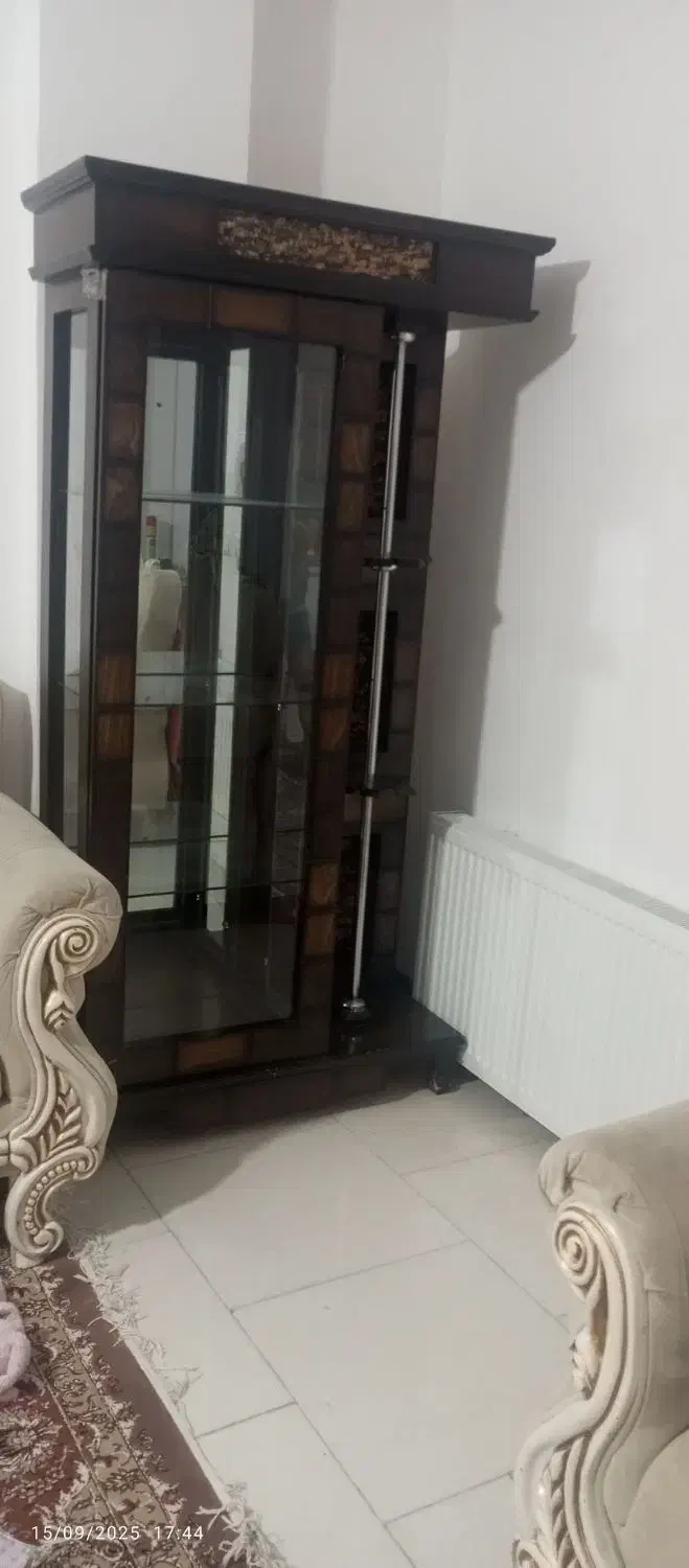 گلبهار|بوفه، ویترین، کنسول|گلبهار, شهر جدید گلبهار|دیوار