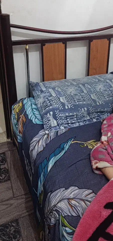 تخت یکنفره فلزی|تخت و سرویس خواب|مشهد, امیریه|دیوار