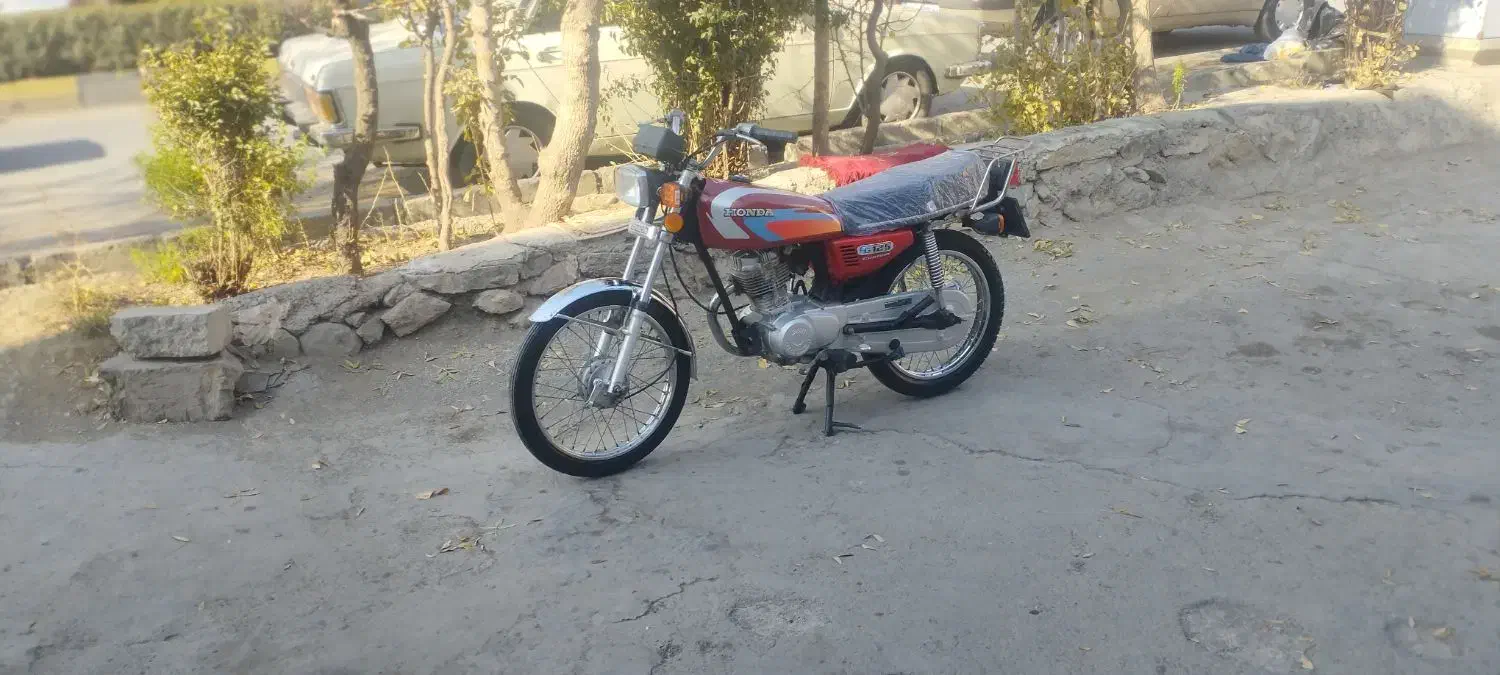 موتور ۱۲۵درحد صفر|موتورسیکلت|سنندج, |دیوار