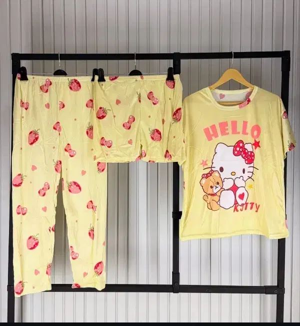 ست سه تیکه عمده|لباس|اهواز, بهارستان|دیوار