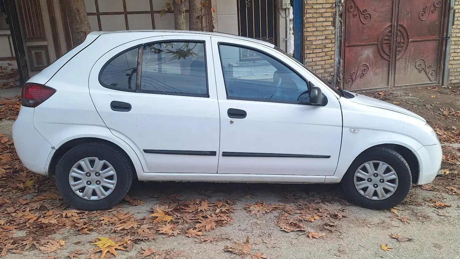 تیبا۲ سفید|خودرو سواری و وانت|خرم‌آباد, |دیوار