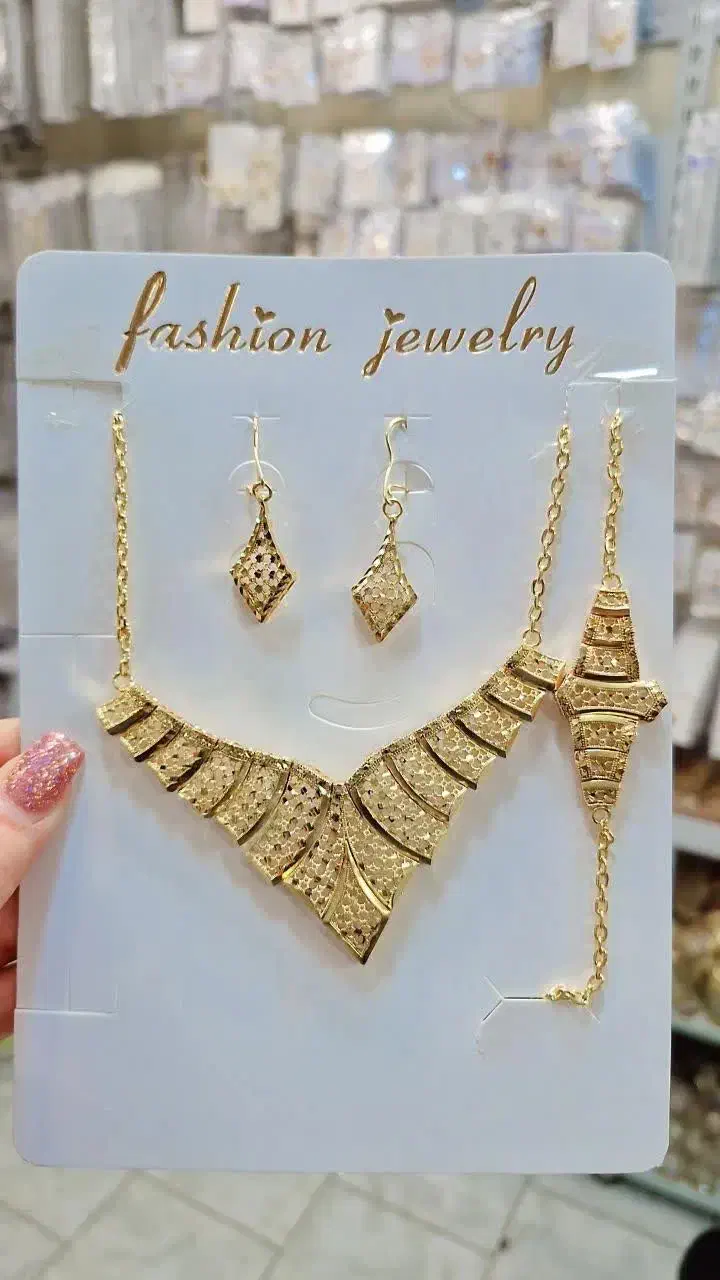 زیورالات بدل و نقره|بدلیجات|قم, آزادگان|دیوار