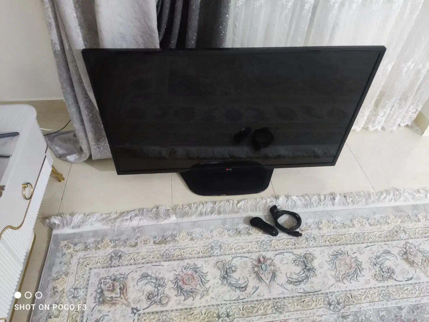 تلویزیون47 اینچ lg|تلویزیون و پروژکتور|هشتگرد, فاز ۱ مهستان|دیوار
