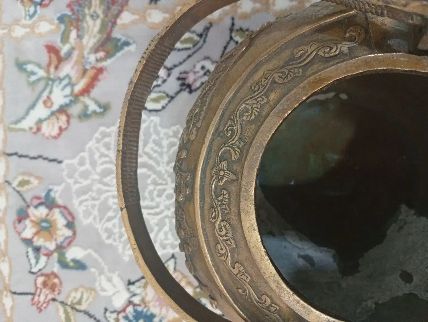 کتری غول پیکر تماما برجسته استثنایی|کلکسیون اشیاء عتیقه|لواسان, |دیوار