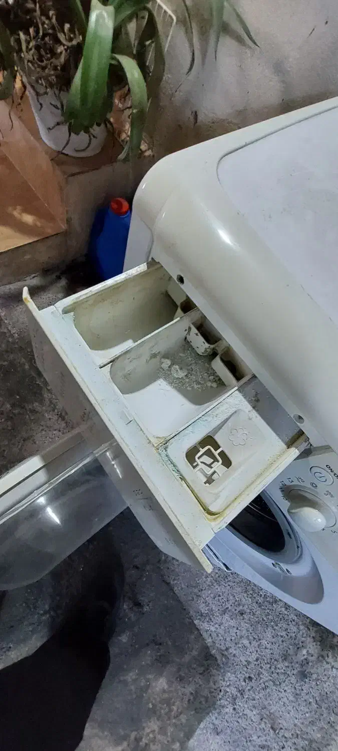 لباسشویی ایندزیت|ماشین لباسشویی و خشککن لباس|بندر انزلی, گلشن|دیوار