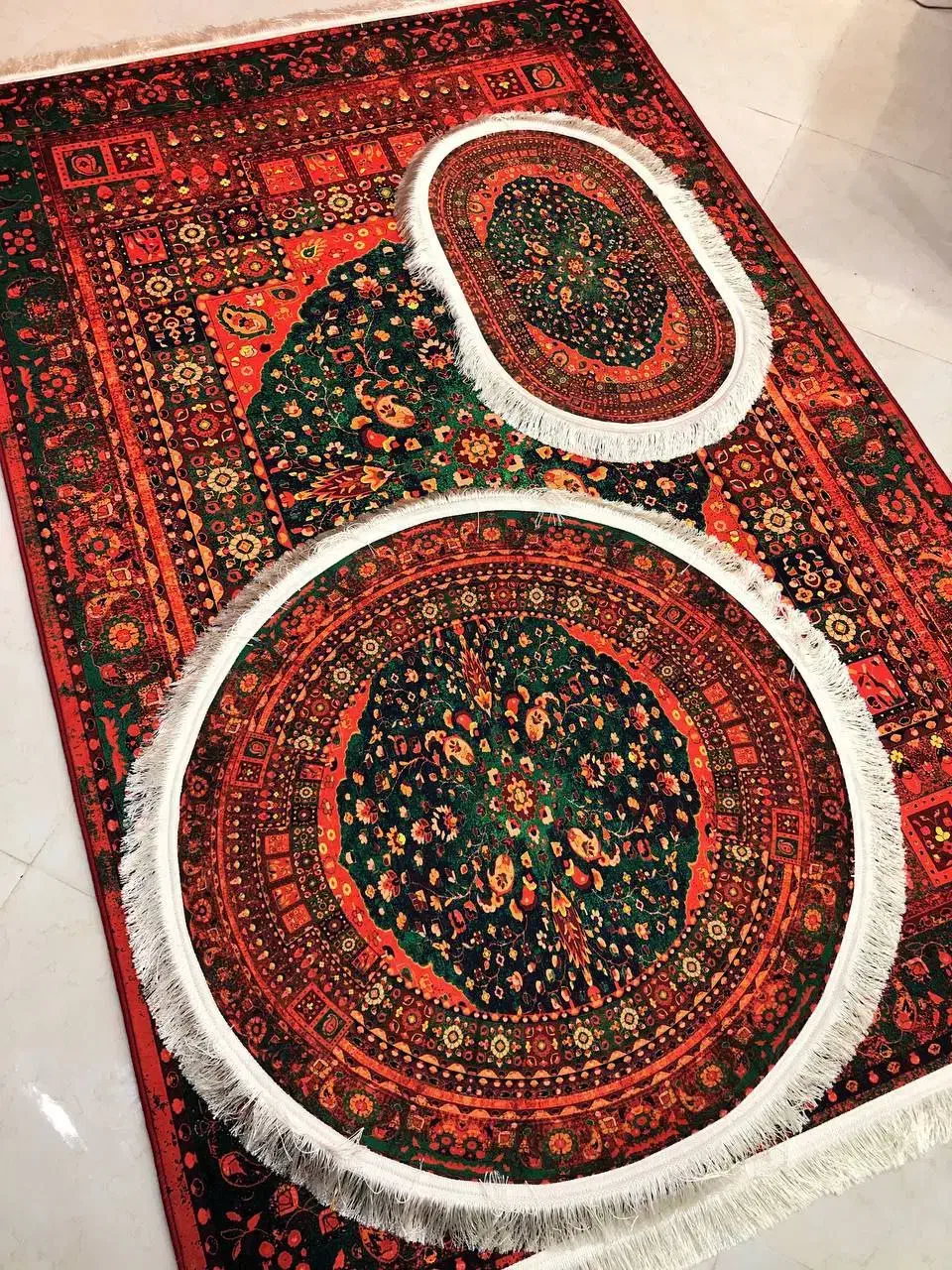 فرشینه های سنتی و مدرن باران|فرش|فومن, |دیوار