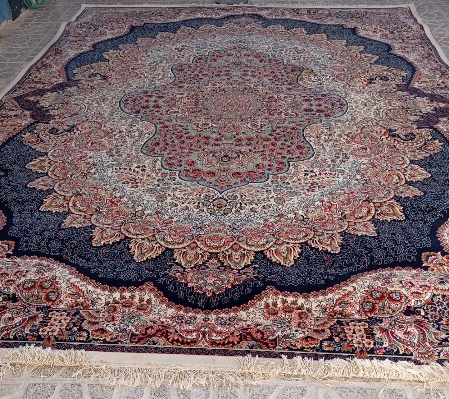 فرش|فرش|مشهد, شهید شهریاری|دیوار