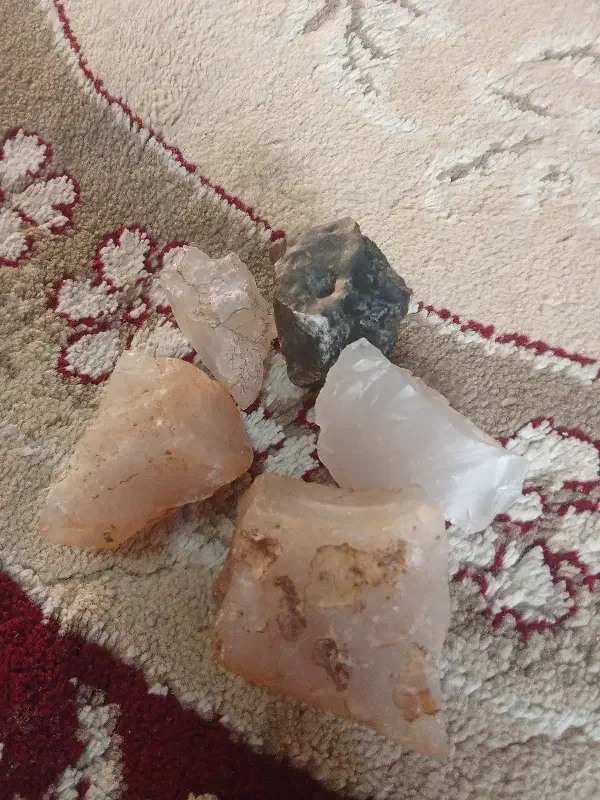 سنگ عقیق|جواهرات|تربت جام, معدآباد|دیوار