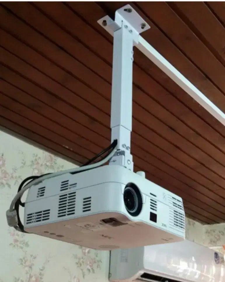 ویدیو پروژکتور Usb خور مدارس دانشگاه آموزشگاه|تلویزیون و پروژکتور|شیراز, زرهی|دیوار