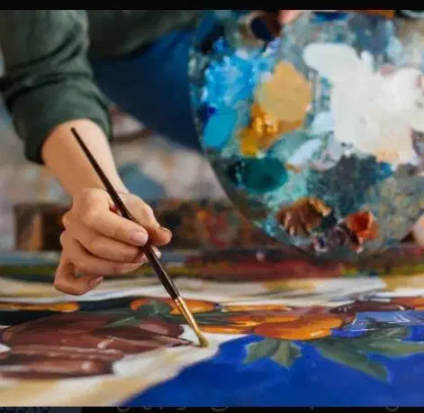 جذب نیروی خانم هنرمند و هنر دوست برای گالری هنری|استخدام آموزشی|مشهد, احمدآباد|دیوار