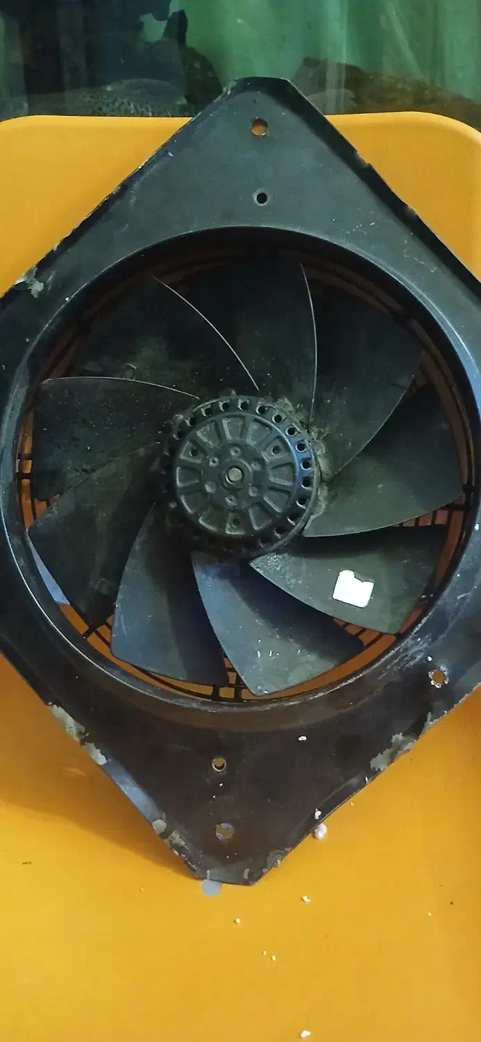 یک عدد هواکش توربو|پنکه و تصفیه‌کنندهٔ هوا|تبریز, |دیوار