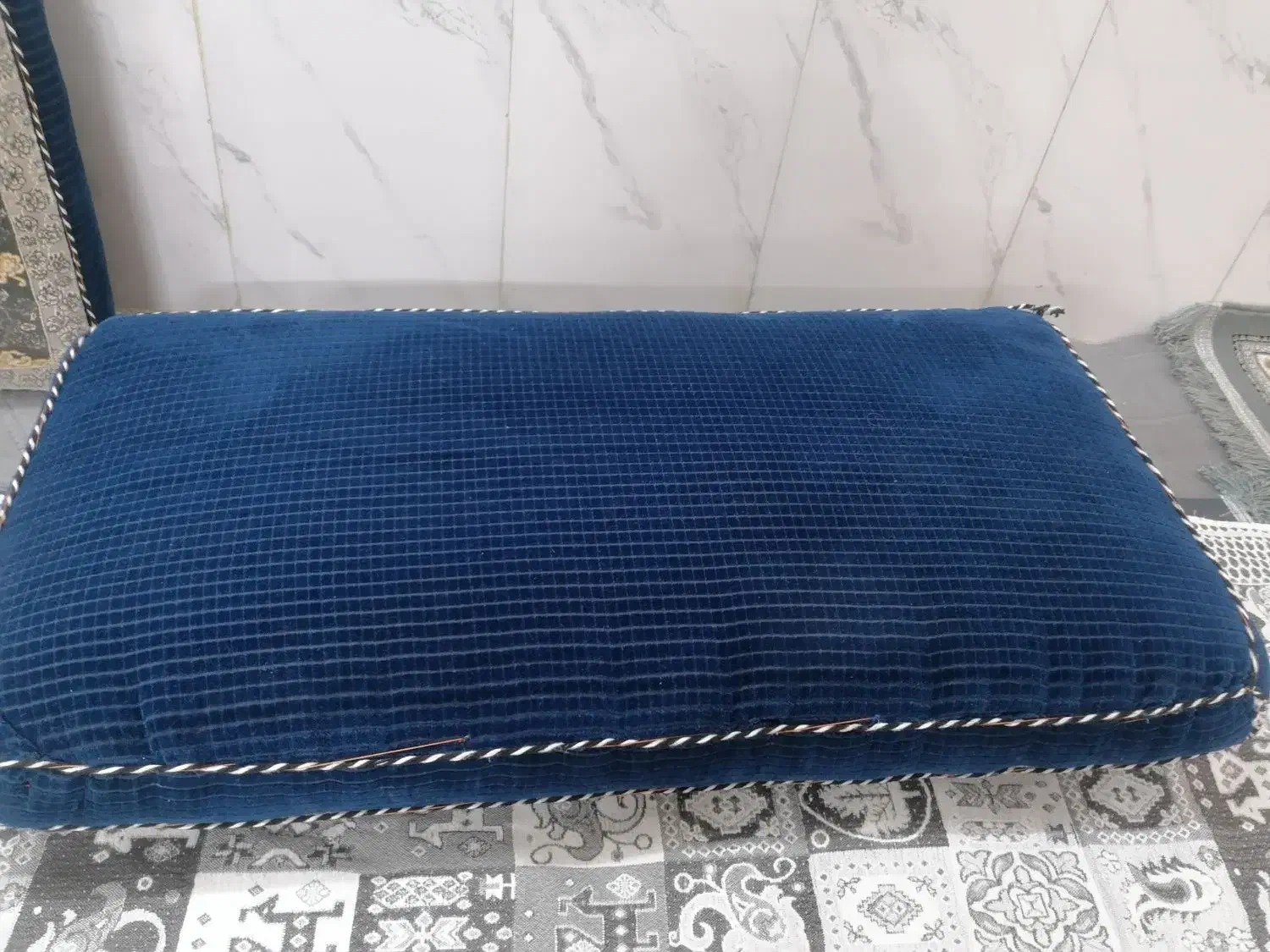 دو مدل پشتی و دو مدل کناره فرش|پشتی|ماهدشت, |دیوار