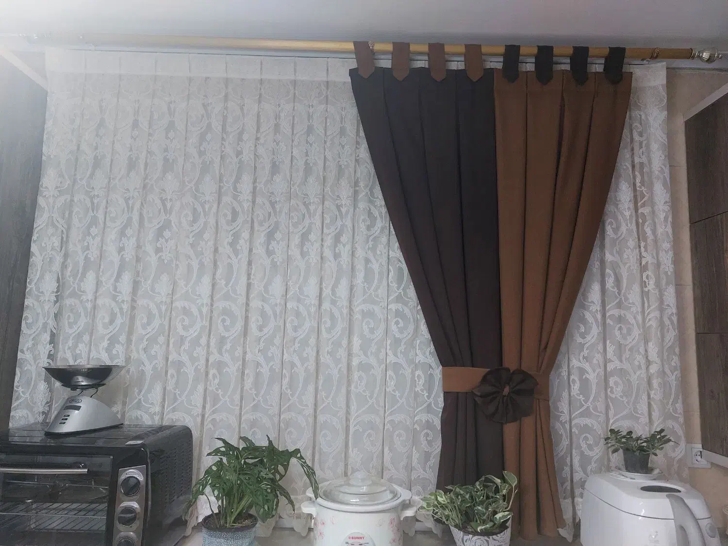 ۲ عدد پرده اتاق خواب و یک پرده آشپزخانه|پرده، رانر، رومیزی|سمنان, |دیوار