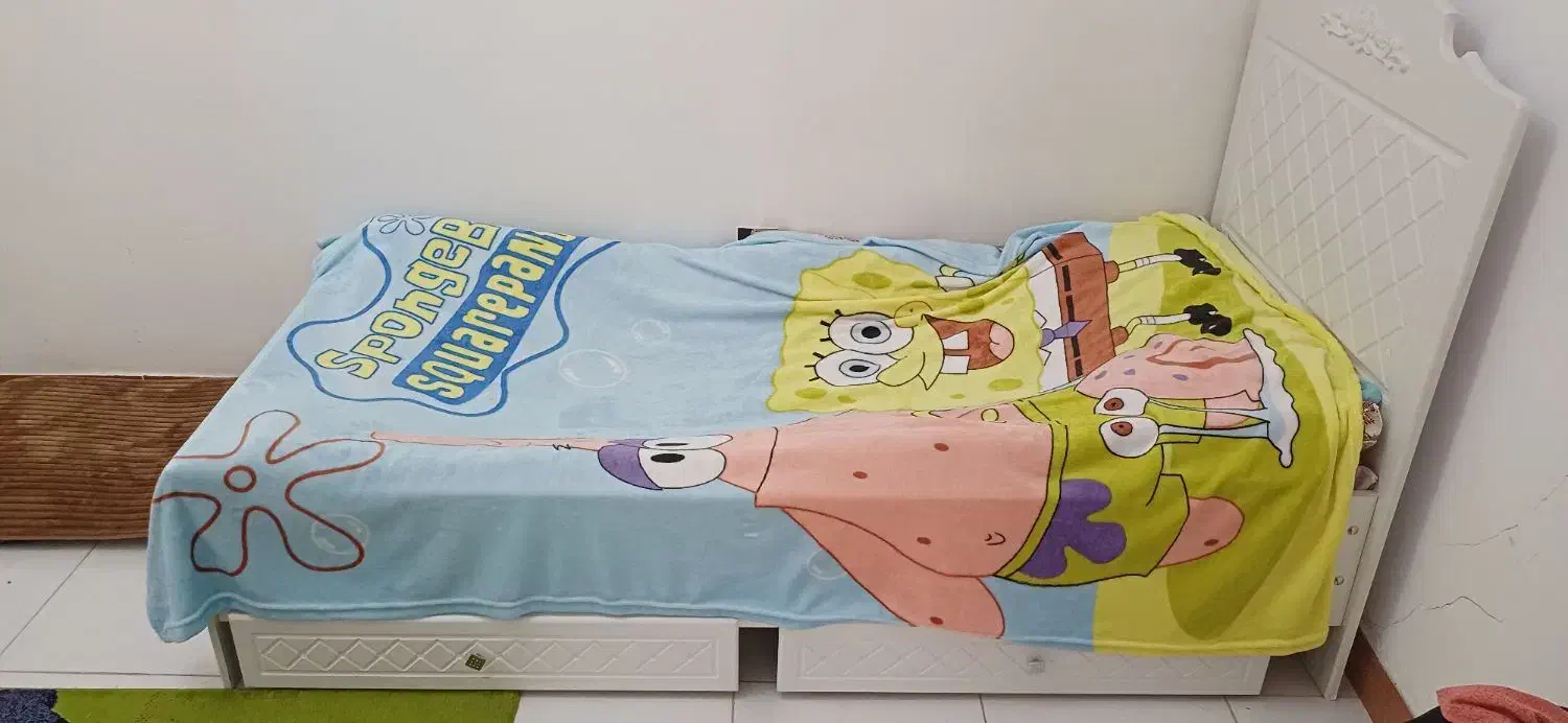 تخت وکمد نوجوان|تخت و صندلی بچه|نهاوند, |دیوار