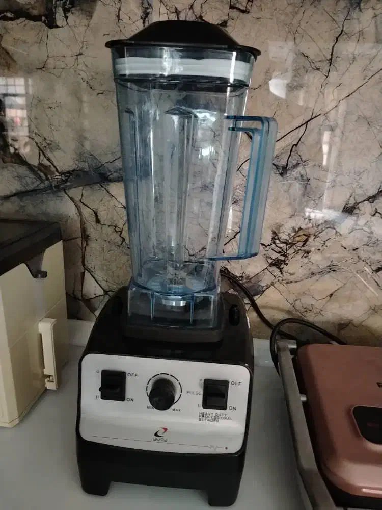 خرد کن صنعتی|خردکن، آسیاب، غذاساز|فولادشهر, B2|دیوار