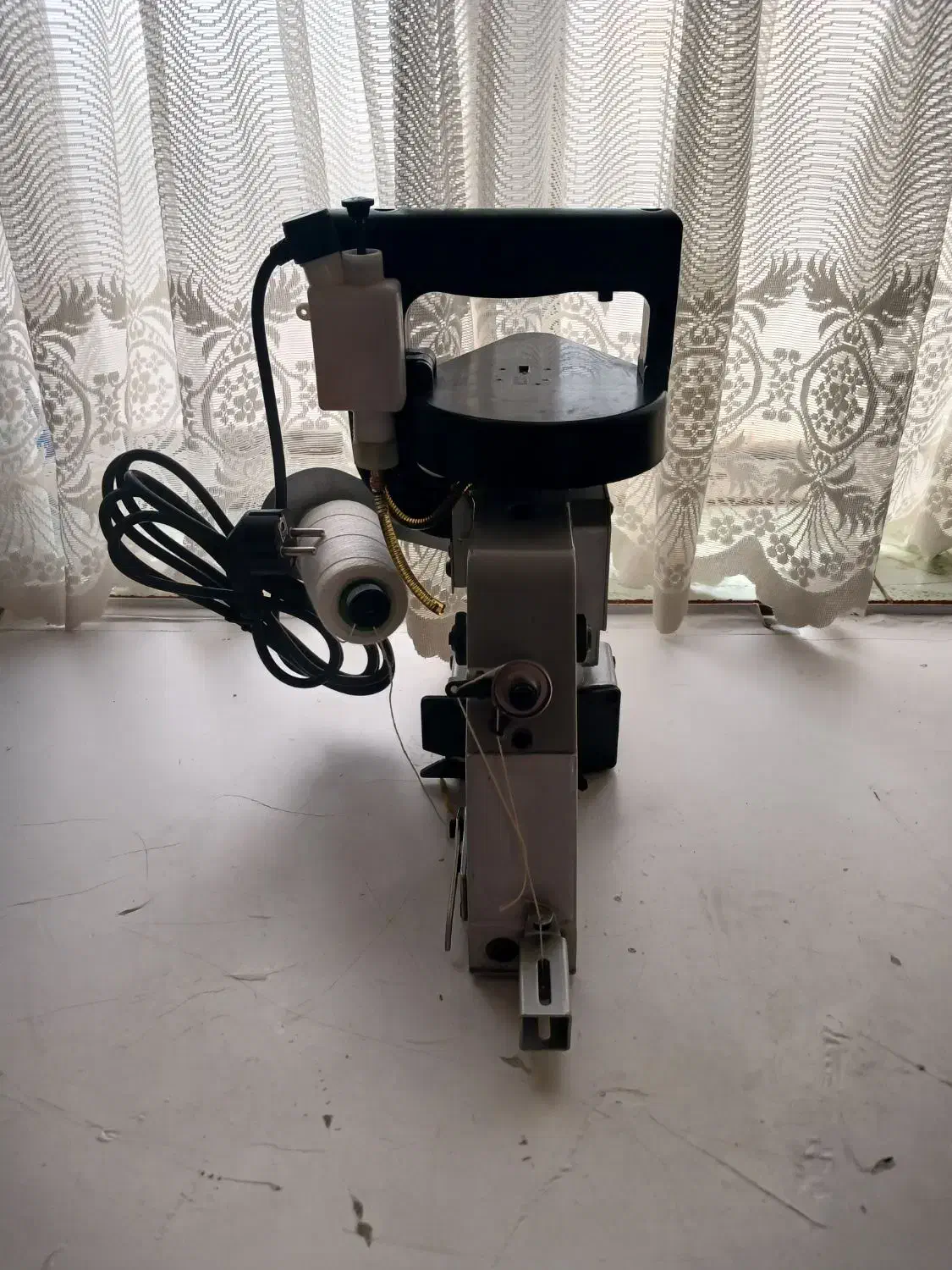 سرکیسه دوز کونی|چرخ خیاطی و ریسندگی|اسلام‌شهر, شهرک محمدیه|دیوار