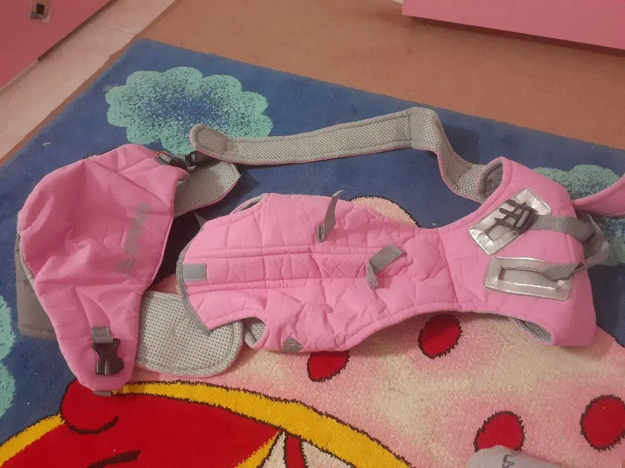 اسباب بازی کودک|اسباببازی|برخوار, |دیوار