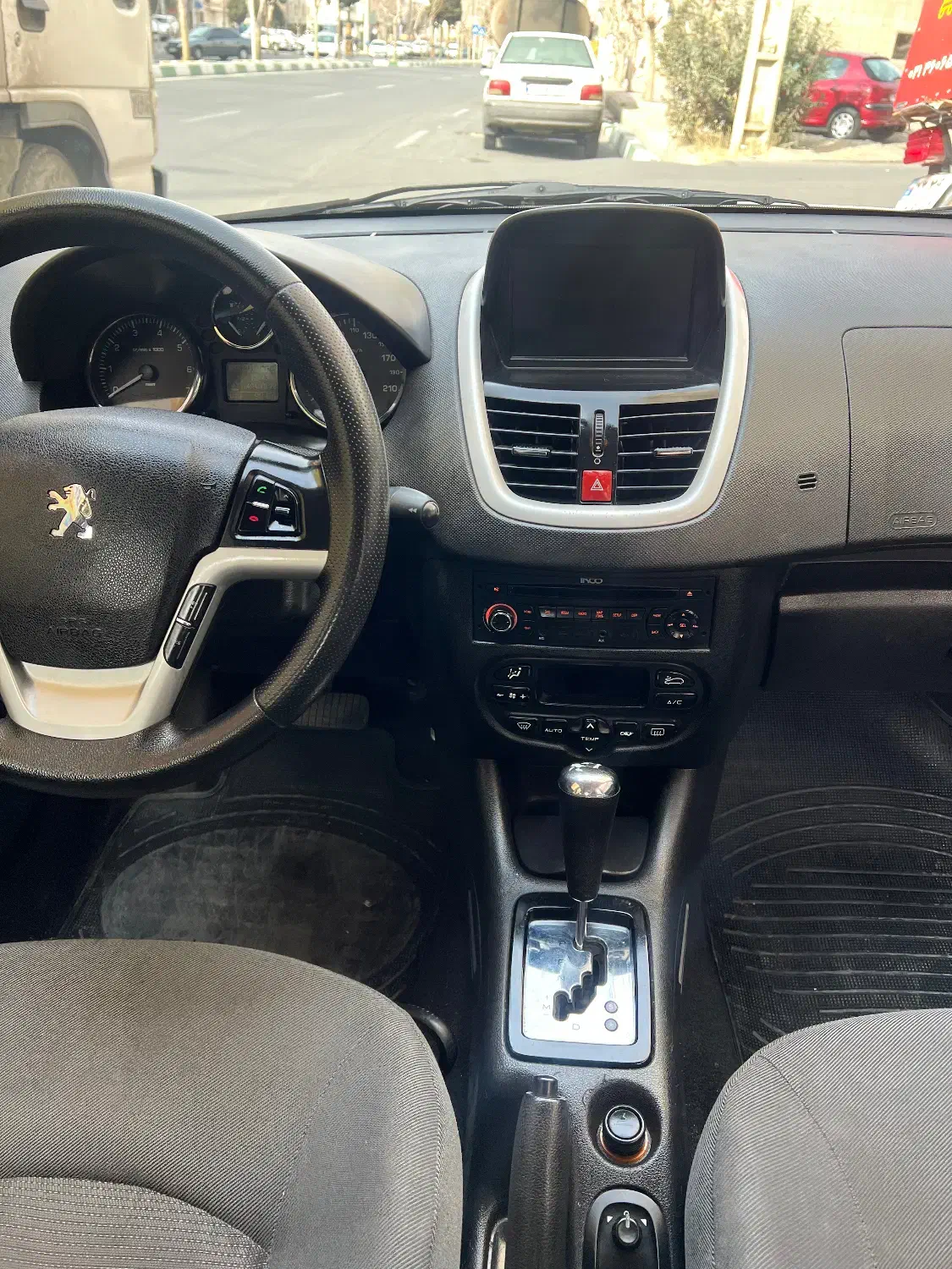 ۲۰۷ اتومات بسیار تمیز|خودرو سواری و وانت|قدس, شهر‌قدس|دیوار