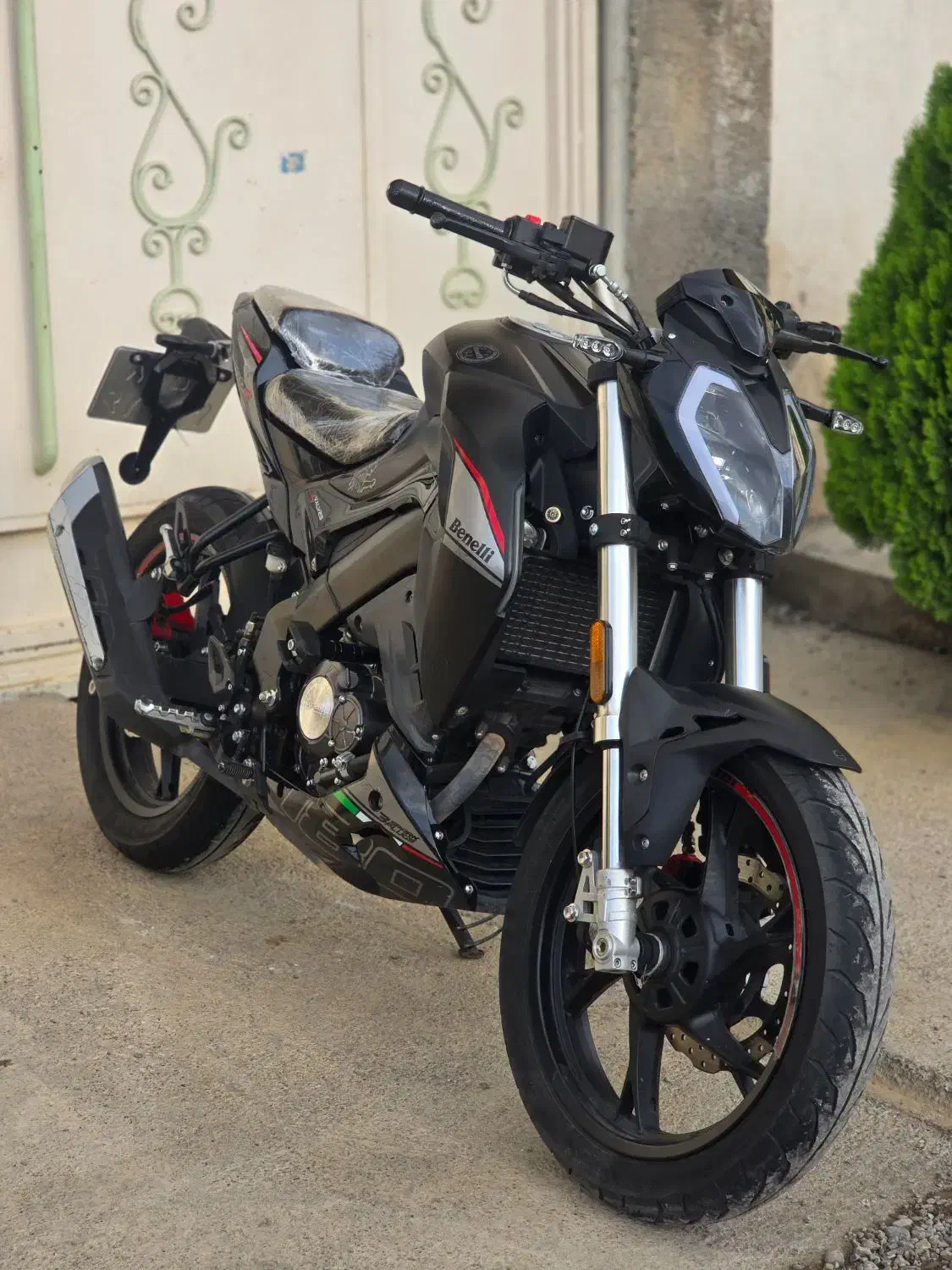 بنلی ۱۸۰ خیلی تمیز|موتورسیکلت|گرگان, |دیوار